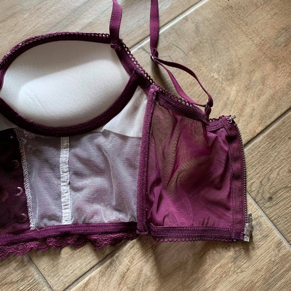 Victoria's Secret purple lace corset - Picture 9 of 9